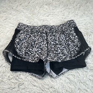 Lululemon Work Out To Water Short Ice Breaker White Black / Black